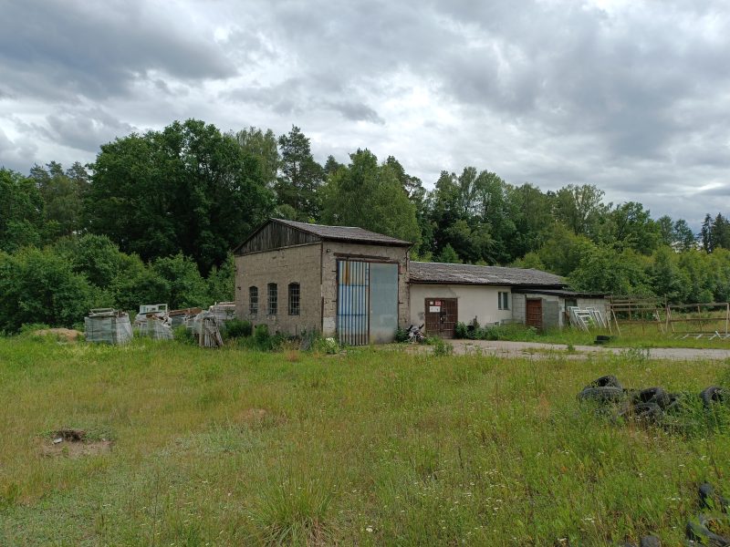 Syndyk sprzeda udział 1/4 niewydzielonej części nieruchomości Pomiłowo działki nr 77, 132, 149, 153