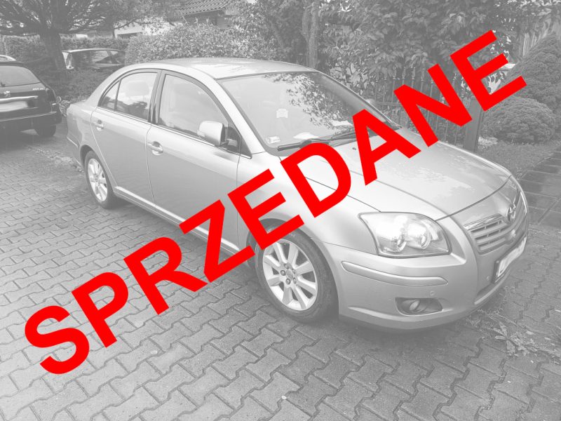 Syndyk sprzeda samochód Toyota Avensis